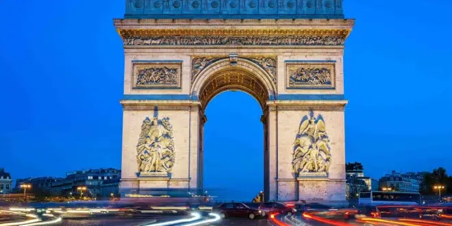 Visiter la France sans stress : optimiser votre road trip avec la location de l’utilitaire adapté