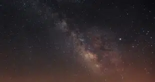 Découverte d'une hypernova rare