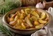 apprenez à préparer des pommes de terre au four croustillantes à la manière des grands-mères pour apporter saveur et authenticité à vos repas.