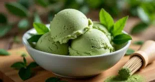 plongez dans les vertus santé de la glace au thé vert matcha häagen-dazs. savourez un délice crémeux tout en découvrant ses précieux antioxydants, bienfaits pour la digestion et effets relaxants. une gourmandise qui allie plaisir et bien-être.