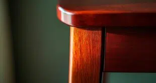 Le relooking d'un meuble en merisier avant-après, un projet DIY à ne pas manquer