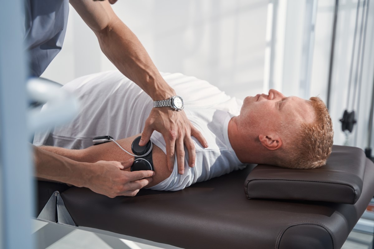 Comment le Sport-Elec Multisport Pro Precision cible-t-il les muscles ?