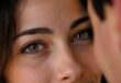 découvrez des techniques efficaces pour rendre un regard amoureux inoubliable et captiver l'attention de votre partenaire avec authenticité et sensualité.