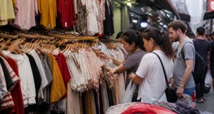 découvrez si privilégier la quantité est la meilleure option pour acheter des vêtements chinois pas chers, et trouvez des conseils pour allier qualité et budget.