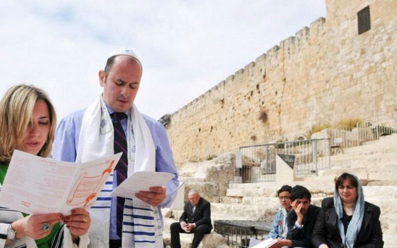 Comment se convertir au judaïsme : la conversion pour devenir juif