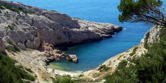 Comment profiter des calanques de Marseille