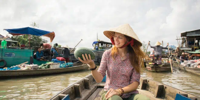 marchés flottants vietnamiens