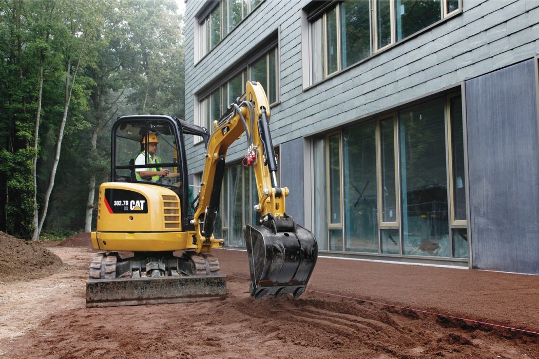 mini pelle pour chantiers de terrassement