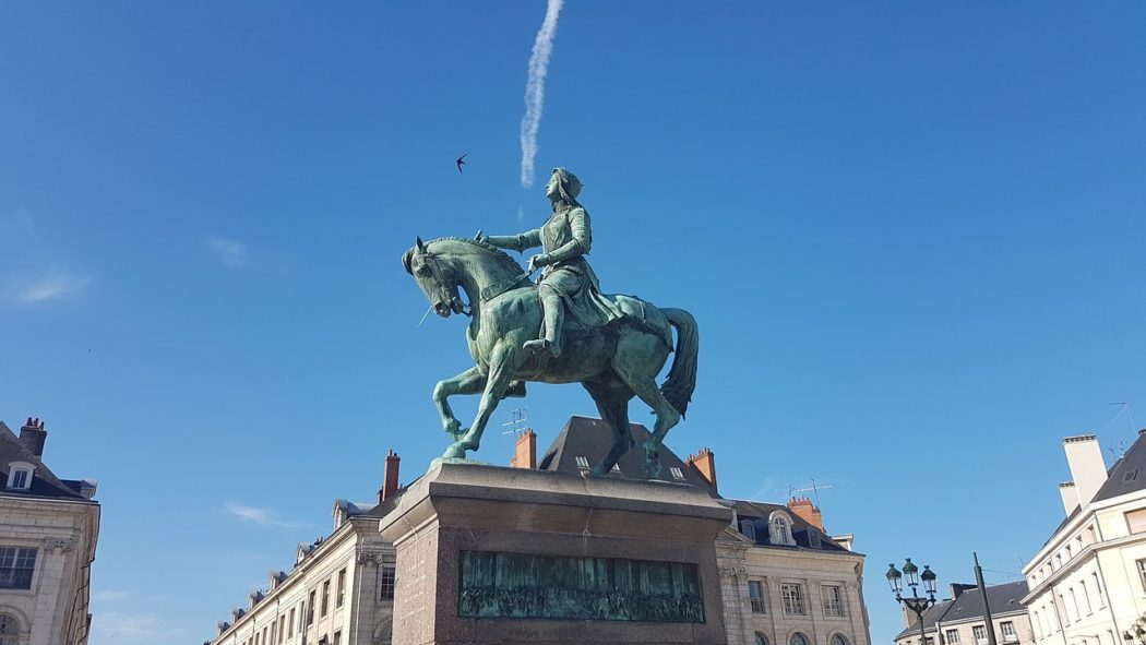 statue jeanne arc orleans