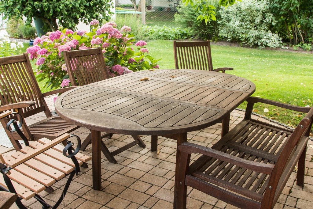 Table de jardin