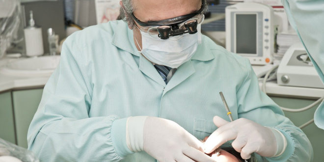 spécialiste de la parodontologie