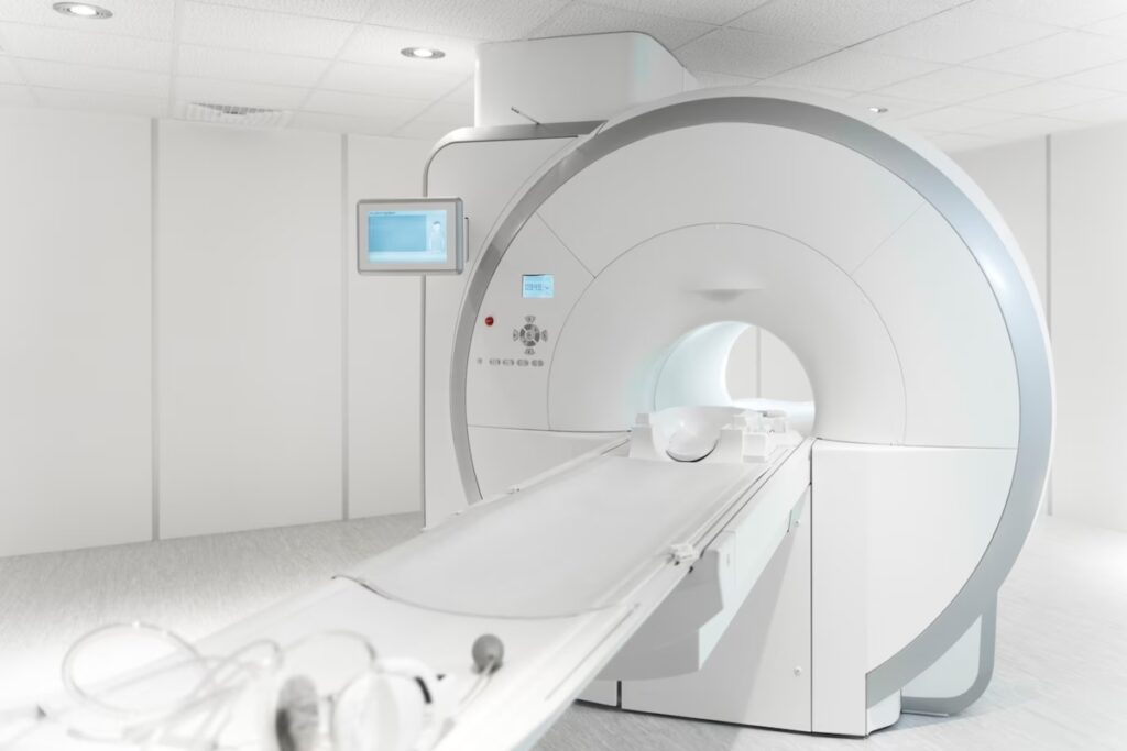 Scanner et IRM des différences techniques pour des résultats différents