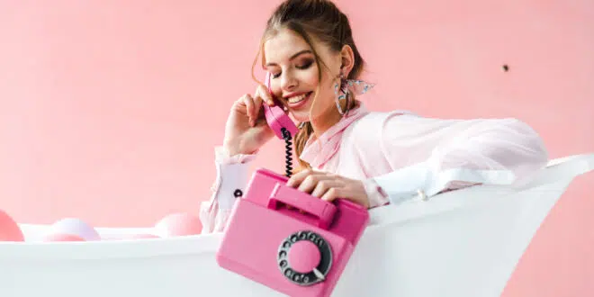 téléphone rose