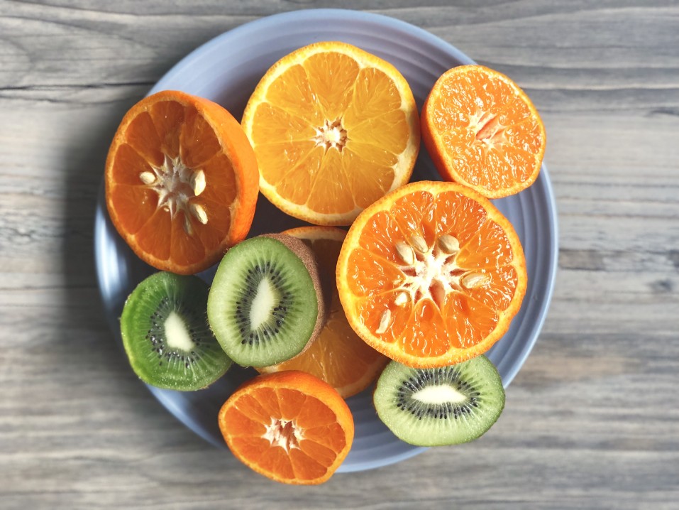 fruits rich in vitamin C